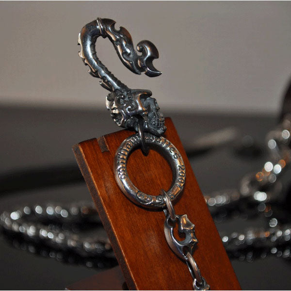 Hook Skull Chain