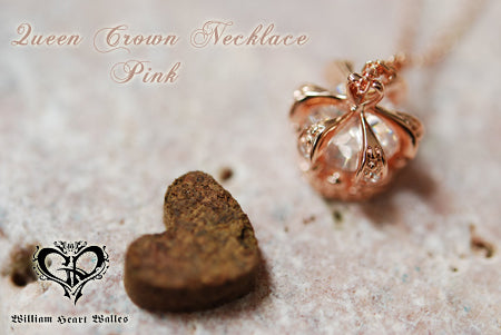 Queen Crown Necklace Pink