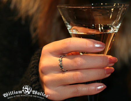 Rhyme of Lore Ring
