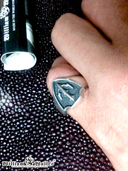 Anchor Cross Ring