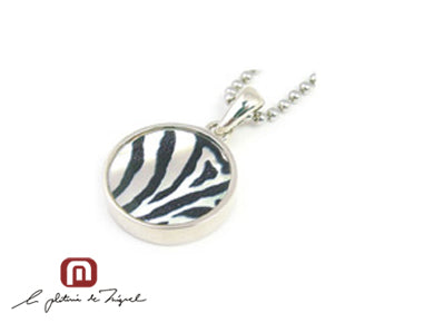 Zebra Resin Pendant シルバー ペンダント